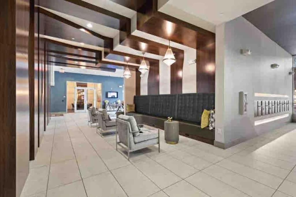Fancy Apt Downtown. Pool. Gym. Lounge. Pet Ok Χιούστον Εξωτερικό φωτογραφία