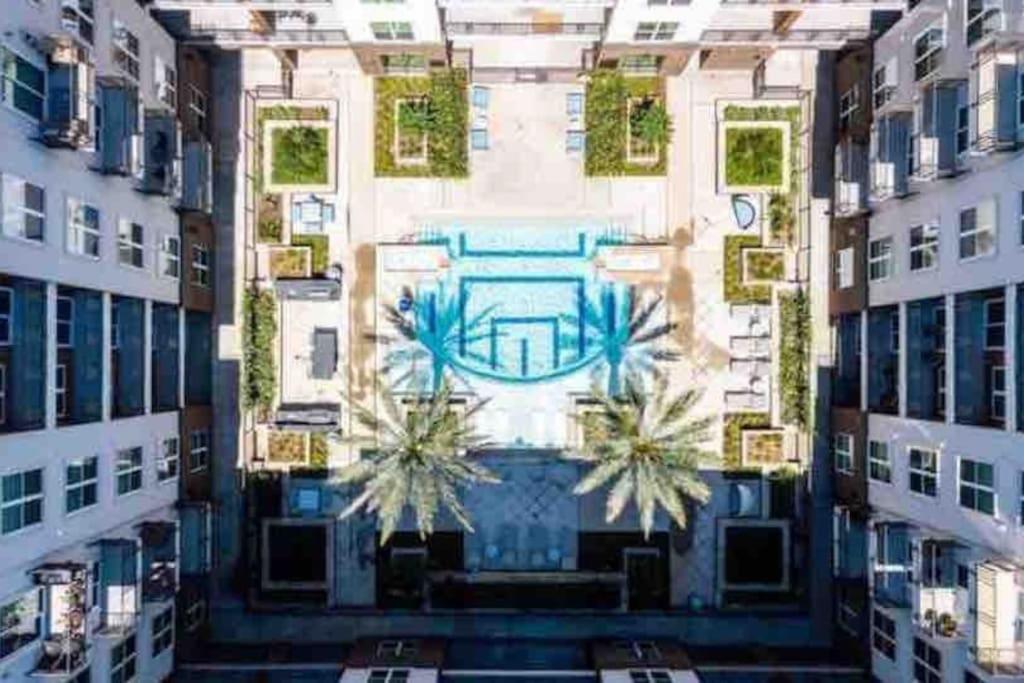 Fancy Apt Downtown. Pool. Gym. Lounge. Pet Ok Χιούστον Εξωτερικό φωτογραφία